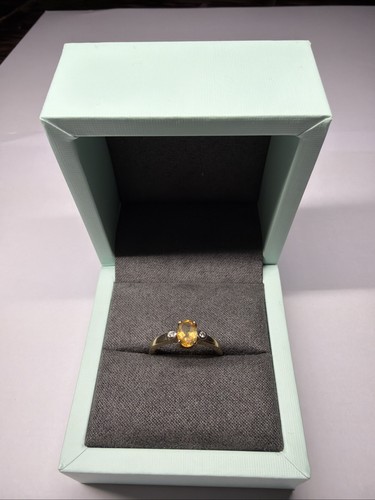 Stunning hallmarked 375 9ct - hallmarked,