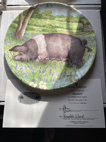 Royal doulton pigs - royal, ‘pigs