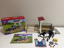 Schleich Horse Club Stall Horse With Mare And Foal