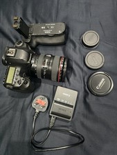 Canon EOS 5D MarkIII DSLR Camera+EF24-105mm f/4L IS USM Lens+BG-E11 Grip+Charger