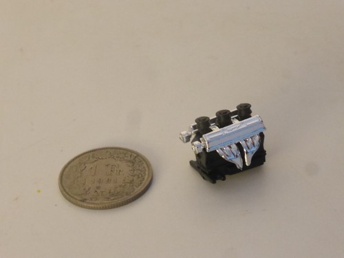 Scale plastic ferrari - plastic, v12