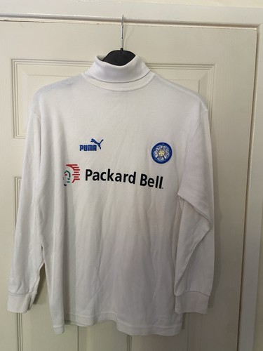 Leeds united training - leeds, shirt