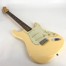 1994/95 Fender Japan Yngwie Malmsteen ST62-100YM Stratocaster - Yellow White