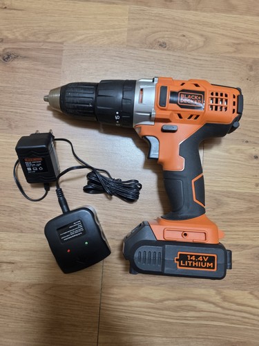 Black decker ion combi - &,