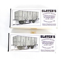 SLATERS 'O' GAUGE PAIR OF 7042
