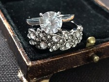 Vintage Style Jewellery White
