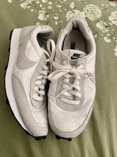 Nike light and comfortable - nike,