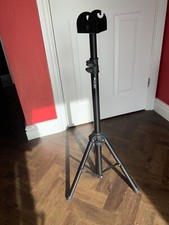 PULSE EXTENDABLE TRIPOD FOR PROJECTOR - NEVER USED SO IN EXCELLENT CONDITION