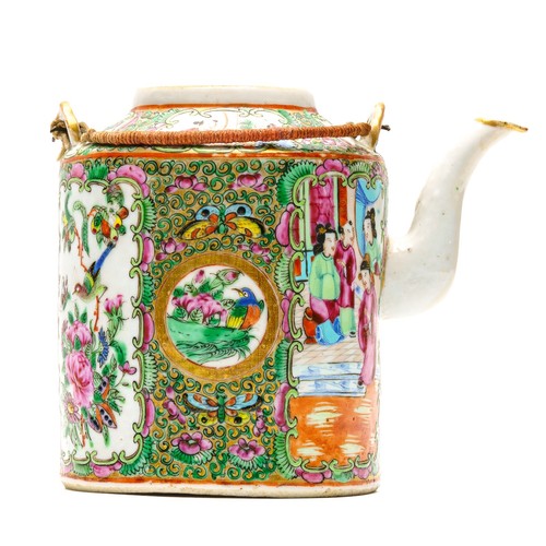 Chinese porcelain teapot - teapot, gilt