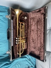 Trumpet Yamaha YTR 2335 R 189