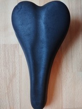 VINTAGE GIPIEMME NITREC PADDED COMFY ROAD OR TOURING BIKE SADDLE SEAT ITALY