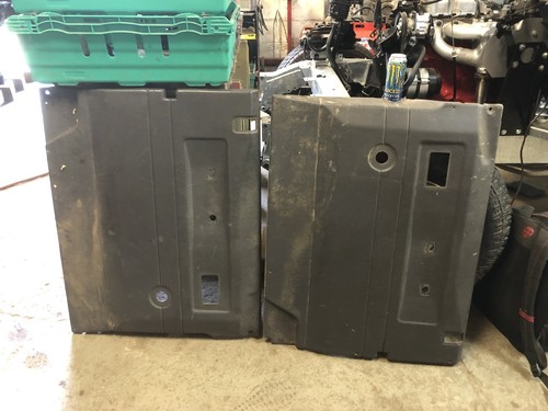 Land rover defender - rover, door