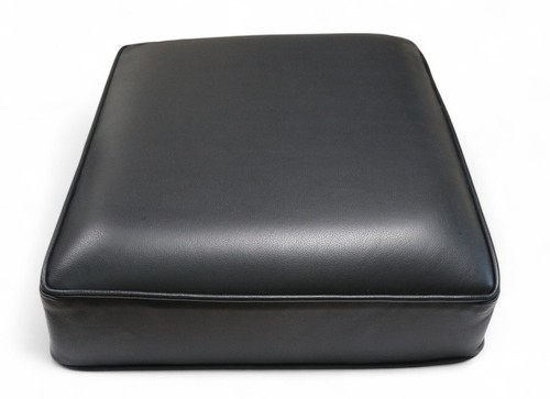Chesterfield leather cushion - leather,