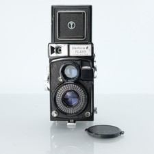 Yashica E TLR 120 Film Twin Lens Reflex Camera Built-In Flash - Working Shutter