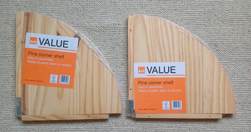 Brand new pine corner - pine,