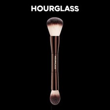 Hourglass makeup brush - hourglass, no.17