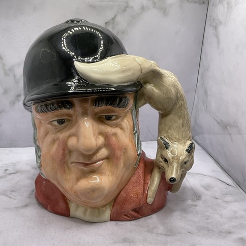 Royal doulton large - doulton, character