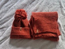 Saltrock Hat And Scarf