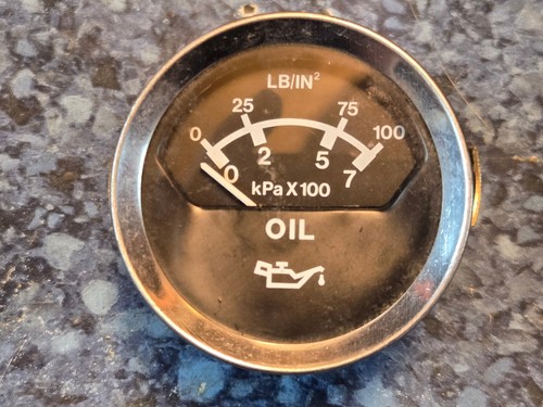 Classic car inch oil - 2,