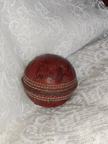 Wasim akram signed cricket - akram,