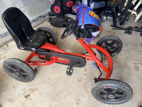 Berg red wheel pedal kart - berg,