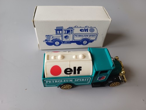 Corgi readers digest truck - readers,