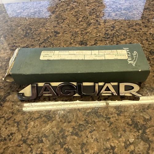 Jaguar emblem rear boot - jaguar,