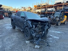 TOYOTA HILUX INVINCIBLE 2.8
