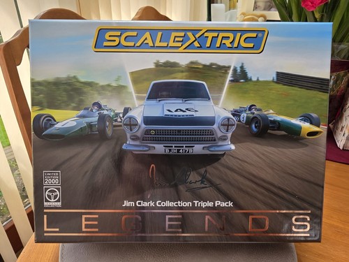 New scalextric slot cars 32 - scalextric,