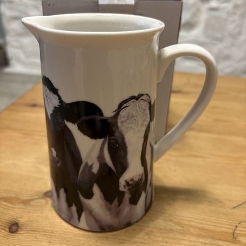 Fine bone china milk jug - bone,