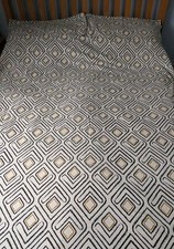 Primark Reversible Double duvet  cover With Two  Pillowcases ... Pre owned.