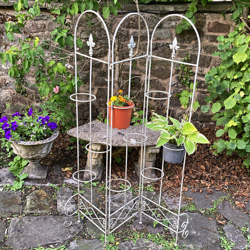White metal tiered plant - white,