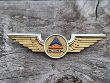 Delta Airlines Vintage Plastic Jr Pilot Flight Attendant Wings Lapel Badge