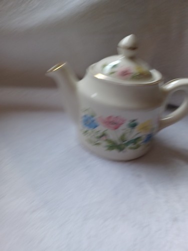Vintage sadler china tea pot - vintage,