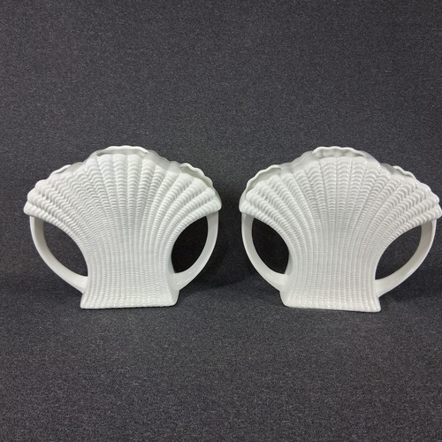 Pair crown windsor - pair, white