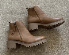 Graceland Ladies Tan Faux