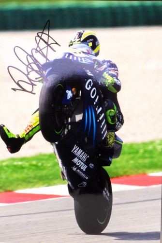 Valentino rossi motorcycle - valentino,