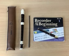 Vintage Yamaha Soprano YRS 302 BII Recorder With Book