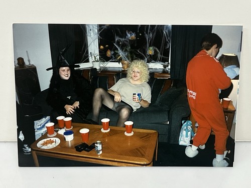 Photo friends halloween - at,