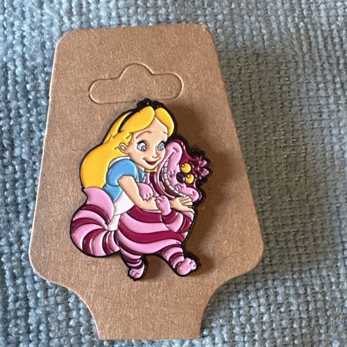 Alice and cheshire alloy - alice,