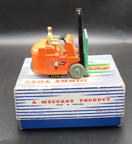 Vintage boxed dinky toys 401 - boxed,