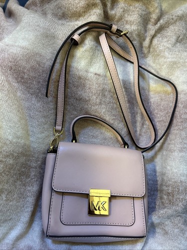 Michael kors leather - mk,
