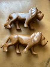 Bins 2 X Lions Wooden Sculpture Ornament Hand Carved 8”