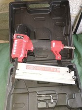Clarke 2 in 1 Air Staple and Nail Gun (CSN1D). Working 