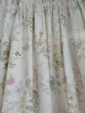 Pretty Country life chintz