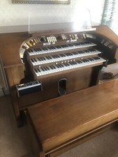 Rodgers Trio Theatre Organ 