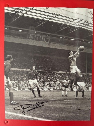 Jack charlton signed leeds - leeds, &