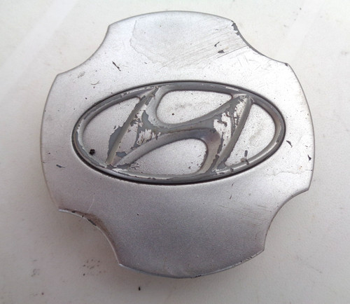 Hyundai silver 74mm alloy - 74mm,