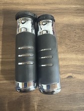 Genuine Harley Davidson Streamliner Hand Grips For Fly By Wire Softail & Touring