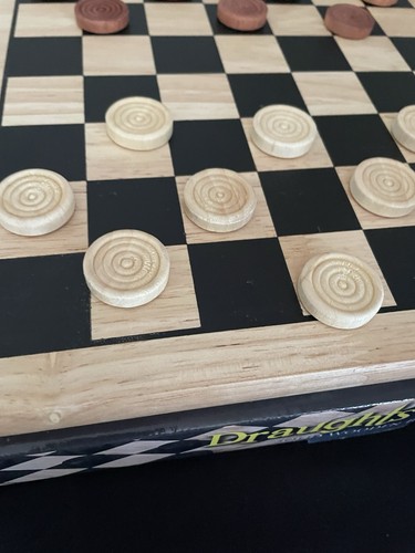 New box draughts - new, a